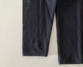 Champion. Sudadera negra. Talla M