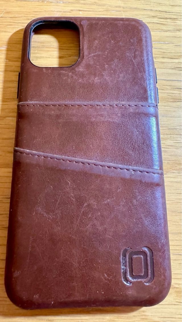 Funda piel tarjetas iPhone 11 Pro Max