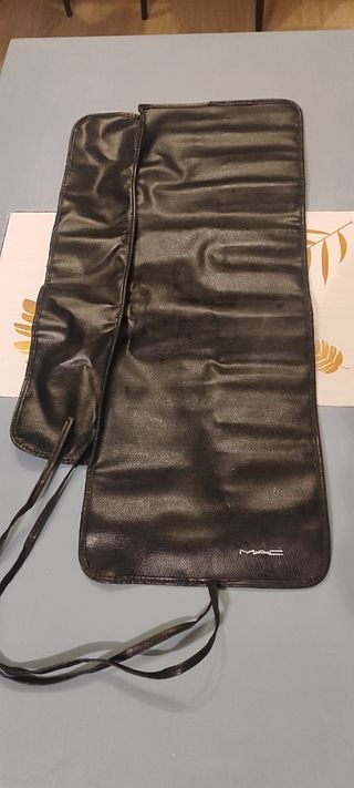 Estuche brochas maquillaje