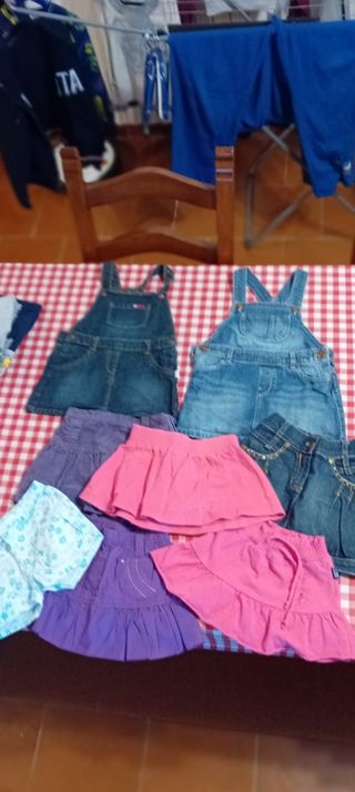 Lotto 19 pezzi bambina 2 anni.