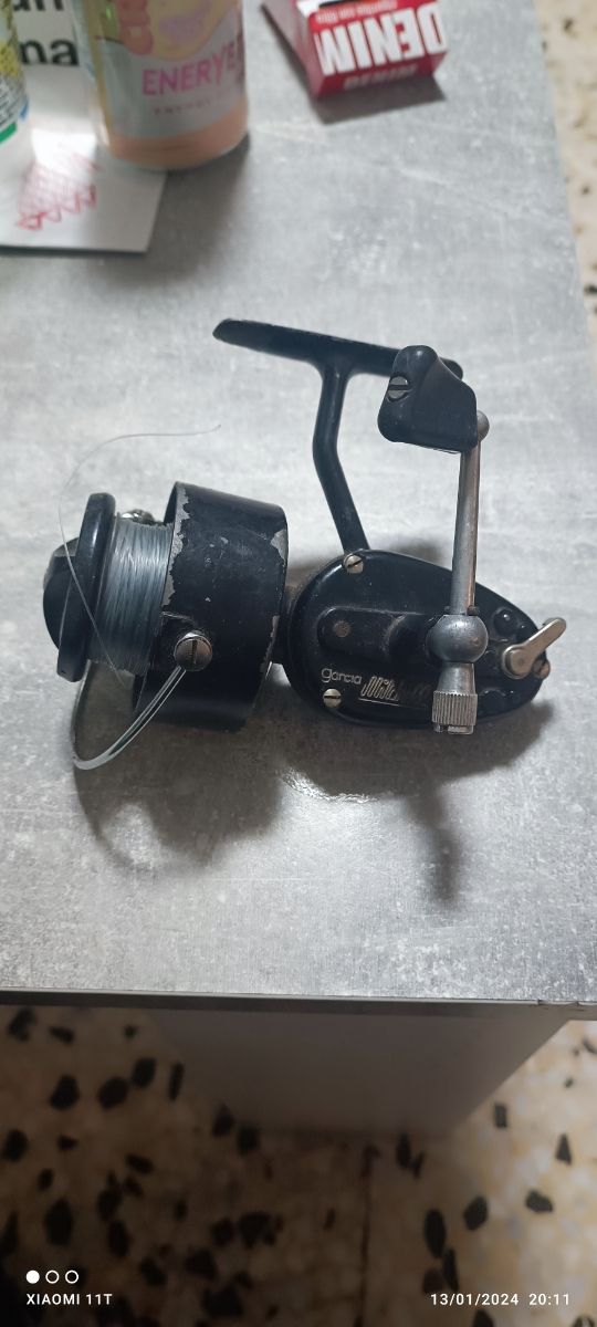 CARRETES DE PESCA MITCHELL 350 - VIKING 850.