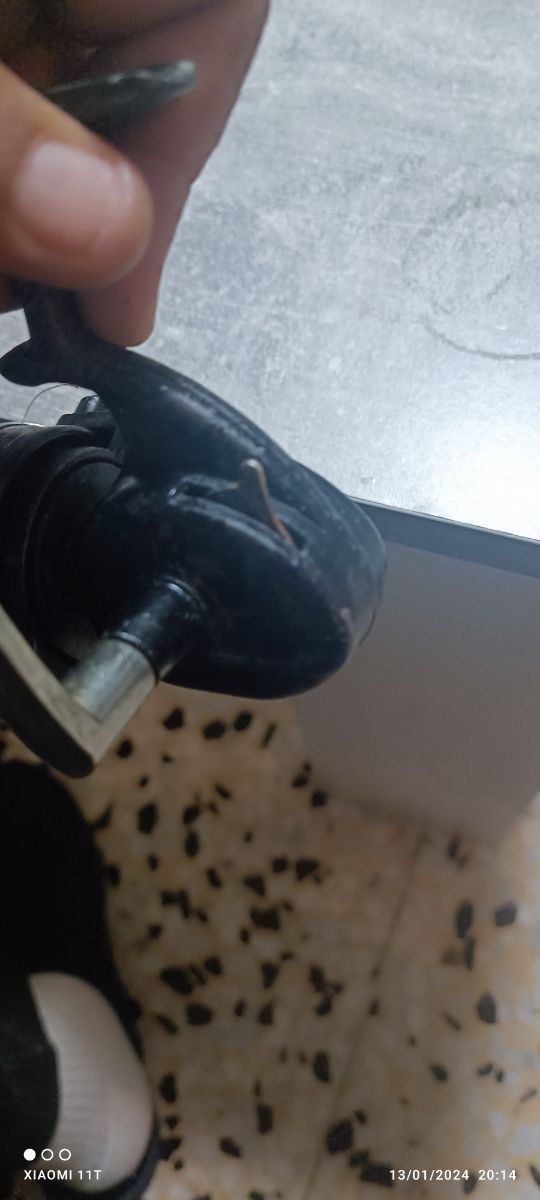 CARRETES DE PESCA MITCHELL 350 - VIKING 850.