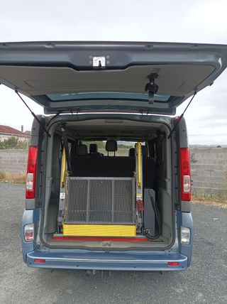 RAMPA ELECTRICA COCHE DISCAPACIT