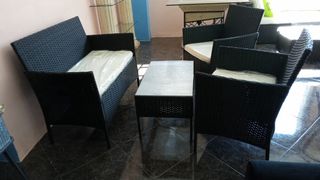 Sofa con mesa de exterior