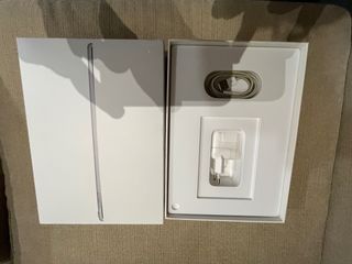 Ipad pro 32GB 9,7 caja/cargador/original