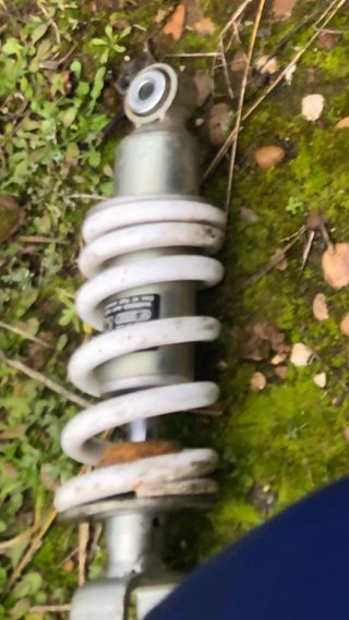 derbi gp1 amortiguador