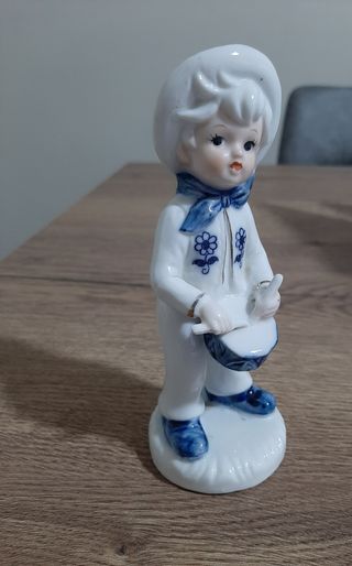 Statuina