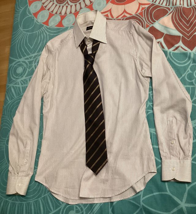 Traje Hombre con camisa y corbata