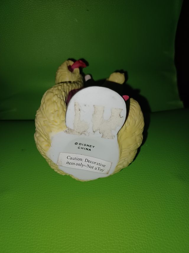 figura disney cruella 101 dalmatas