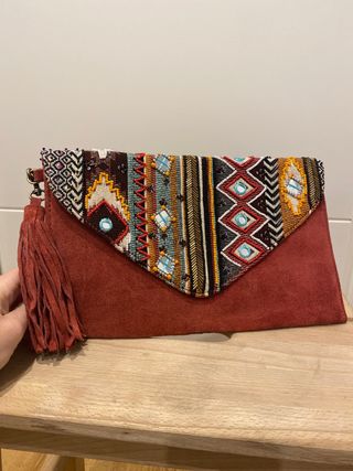 Bolso mano granate abalorios