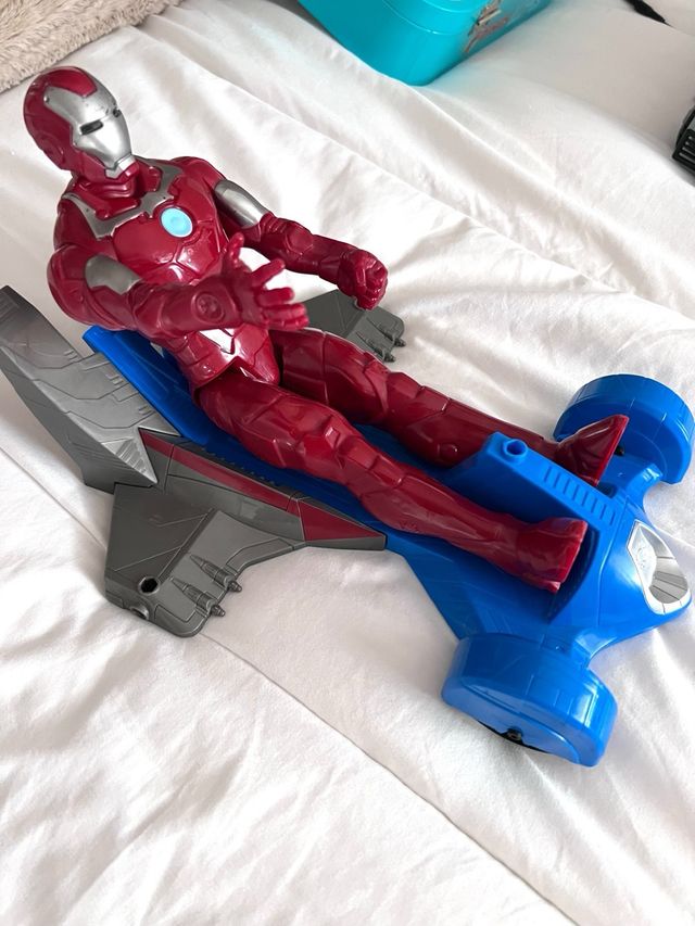 Avengers - Iron Man Figura Coleccionable