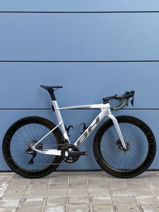 BH AeroLight   