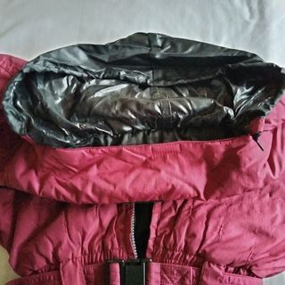 mono de esquiar niña o niño como nuevo.