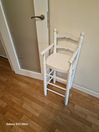 TRONA DE NIÑO DE MADERA