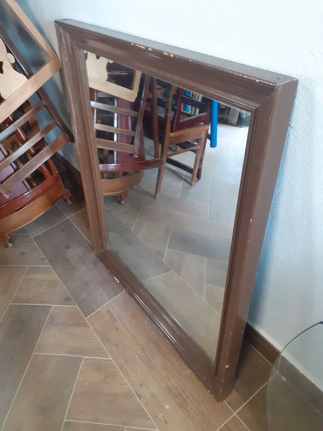 Espejo antiguo, perfecto estado, muy bonito.