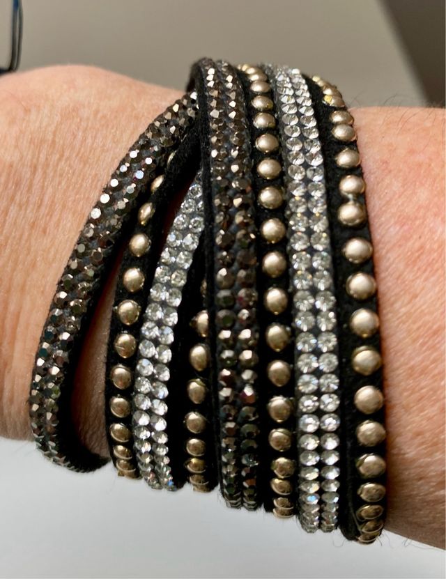Pulsera negra brillantitos bisuteria doble vuelta