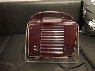 Radio antigua Philips