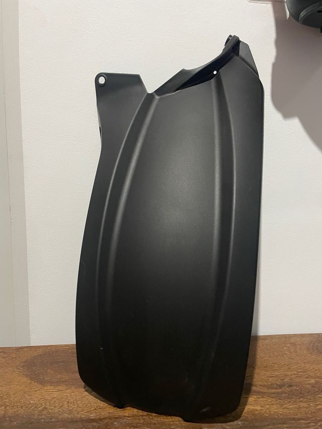 Plastico Guardabarros Trasero Ducati