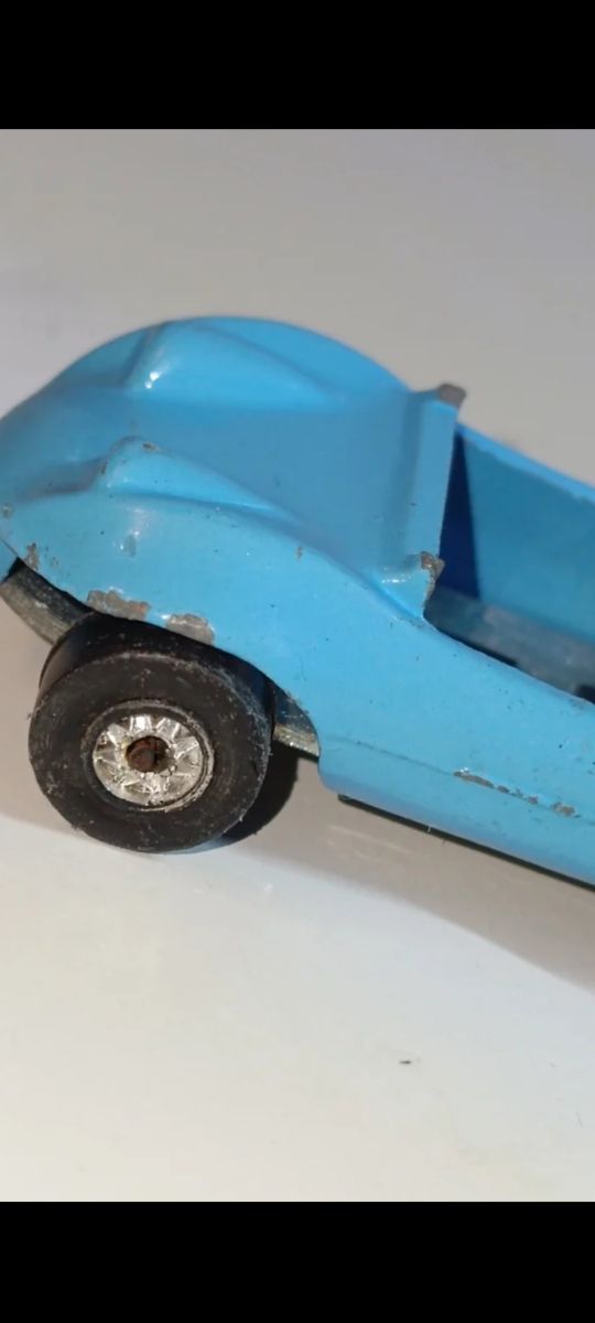 *VOLKSWAGEN BUGGY 1/64 GUISVAL