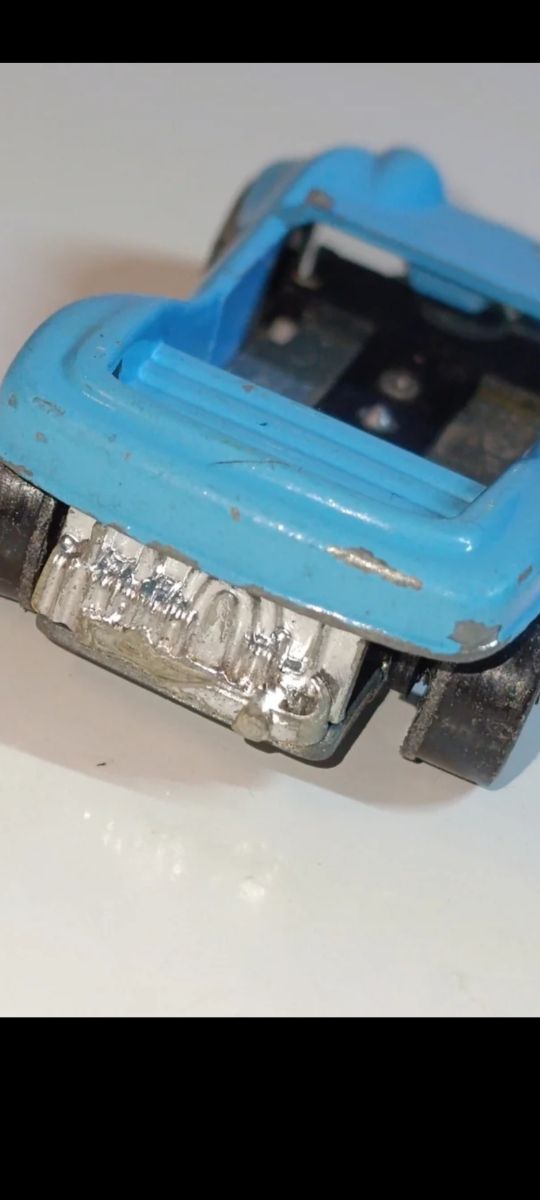 *VOLKSWAGEN BUGGY 1/64 GUISVAL