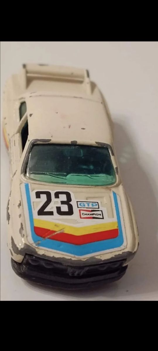 *BMW 3.0 CSL GUILOY 1/64