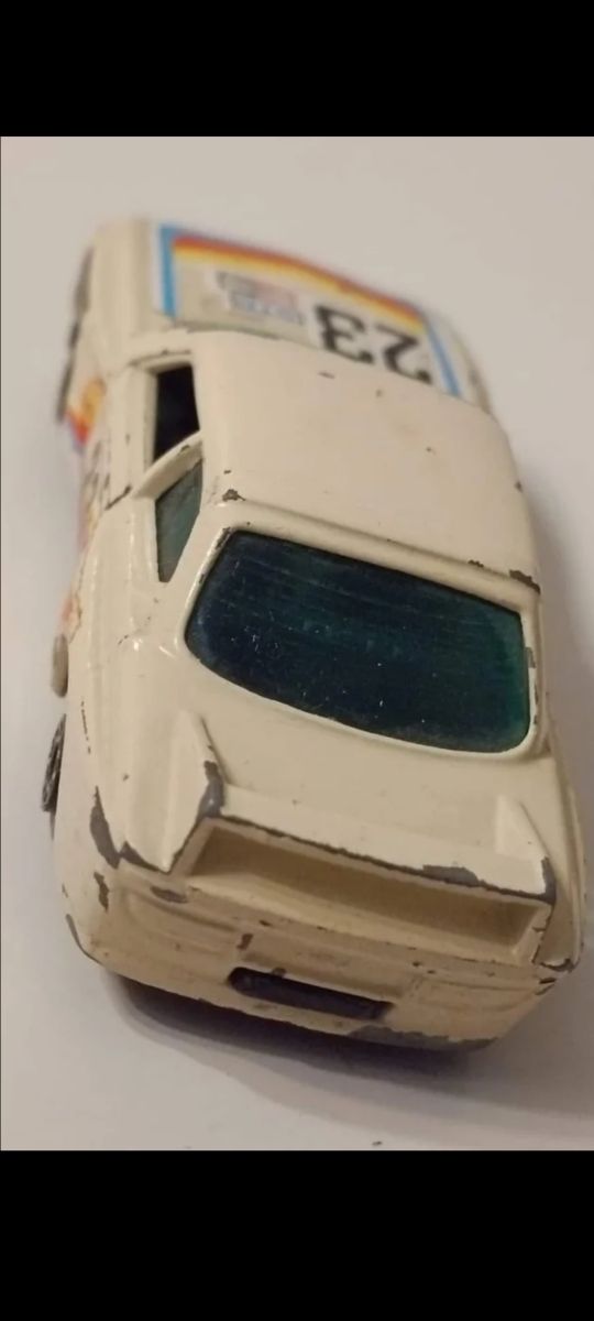 *BMW 3.0 CSL GUILOY 1/64