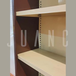 Estantería de oficina color beige