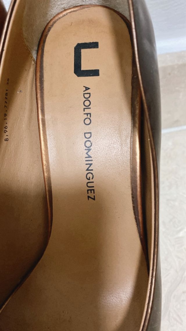 Zapato piel Adolfo Dominguez color cobre