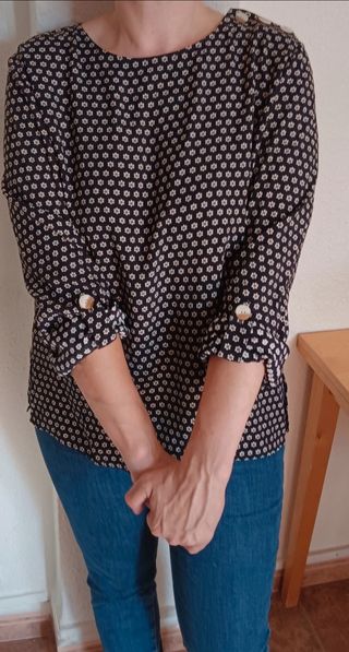 Blusa viscosa Mango,talla M(grande)