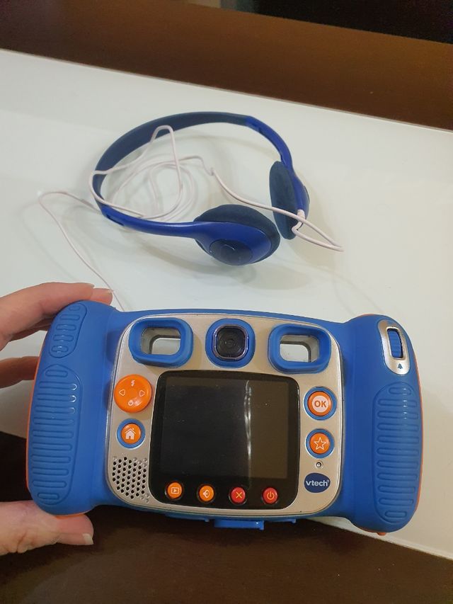 Cámara kidizoom vtech con cascos