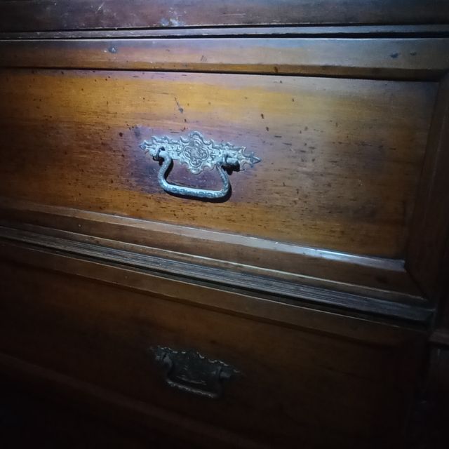 Comò Antico con marmo sopra Vintage