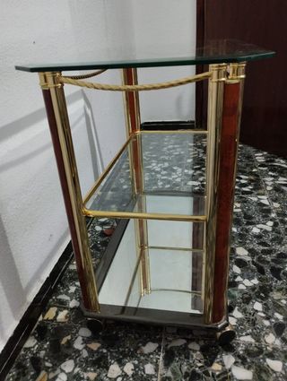 Mesa cristal televisión