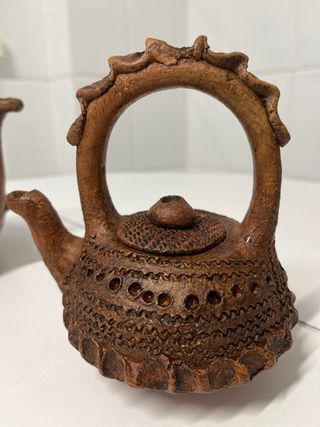 Set di teiere antiche in argilla e portacandele