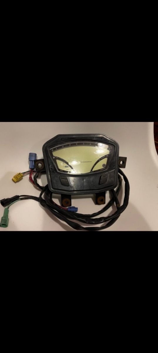 Se vende marcador kawasaki 300 ultra