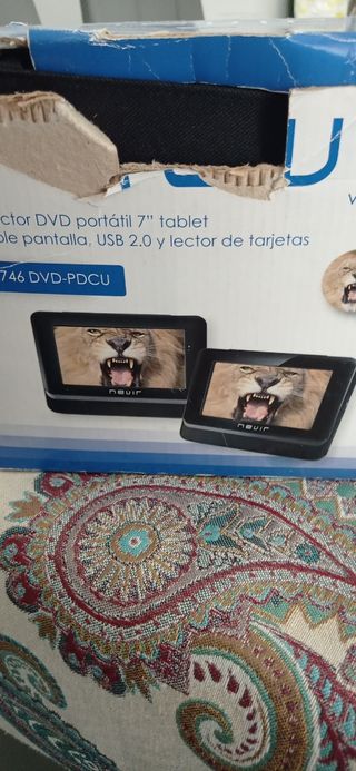 Reproductor Portátil "Nevir "