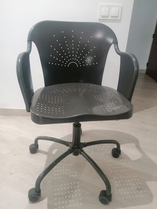 Silla estilo industrial vintage