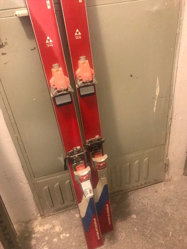 Esquis vintage decoración