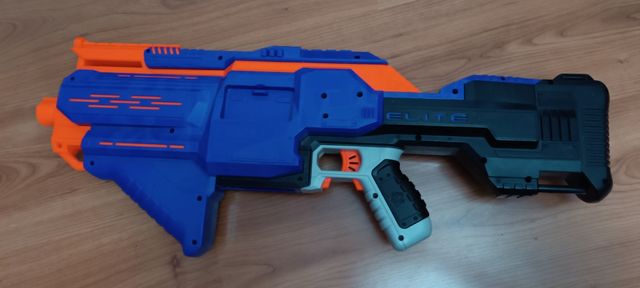 Nerf Elite Infinus
