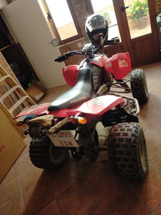 Quad Polaris predator 500 muy nuevo