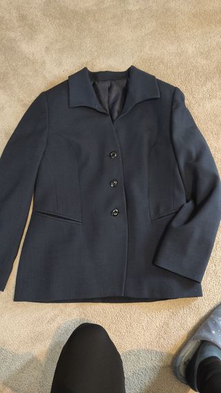 Traje falda Artein talla 42