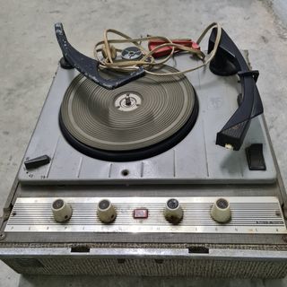 Tocadiscos antiguo