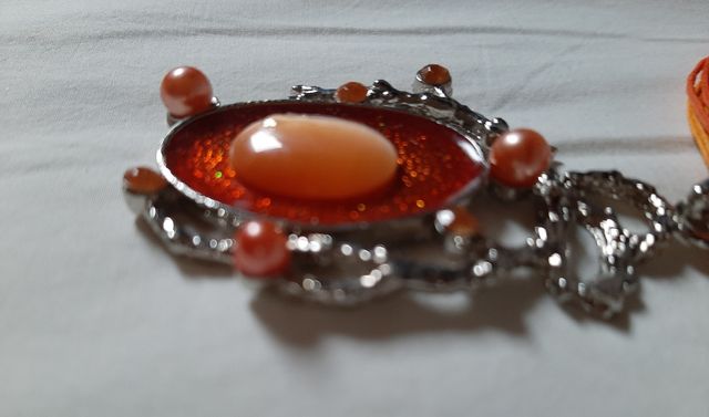 Collana arancione