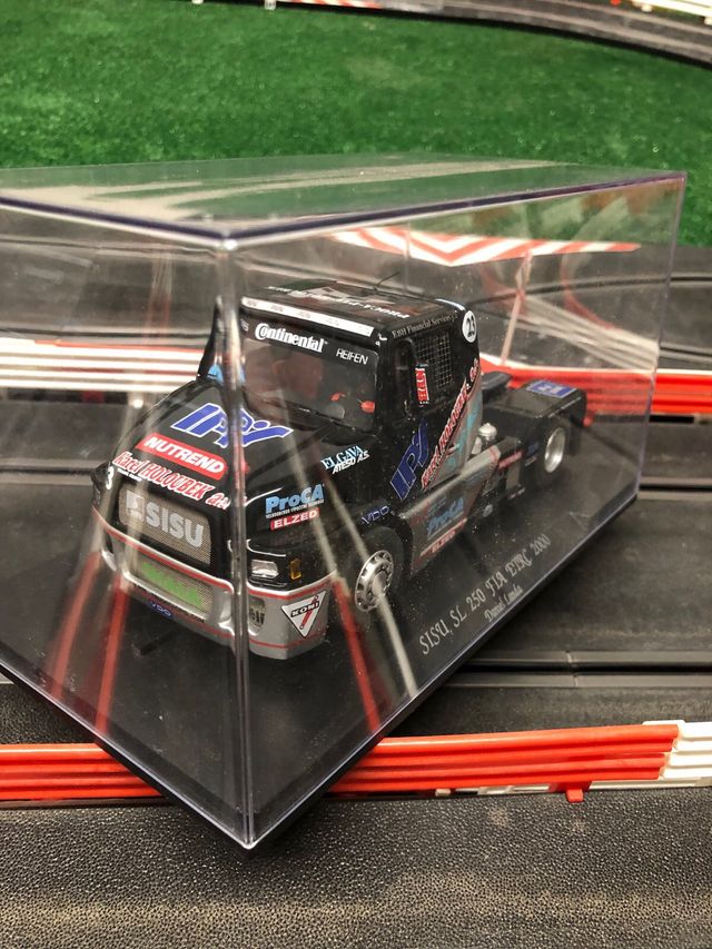 Camion Sisu scalextric