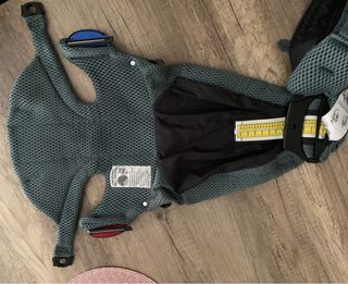 mochila portabebe move de Baby Bojrn