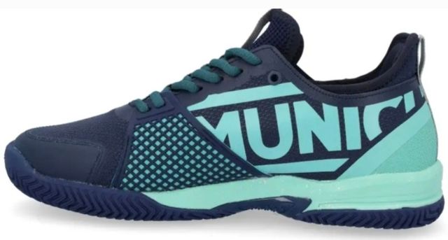 Vendo zapatillas padel Munich número 40  