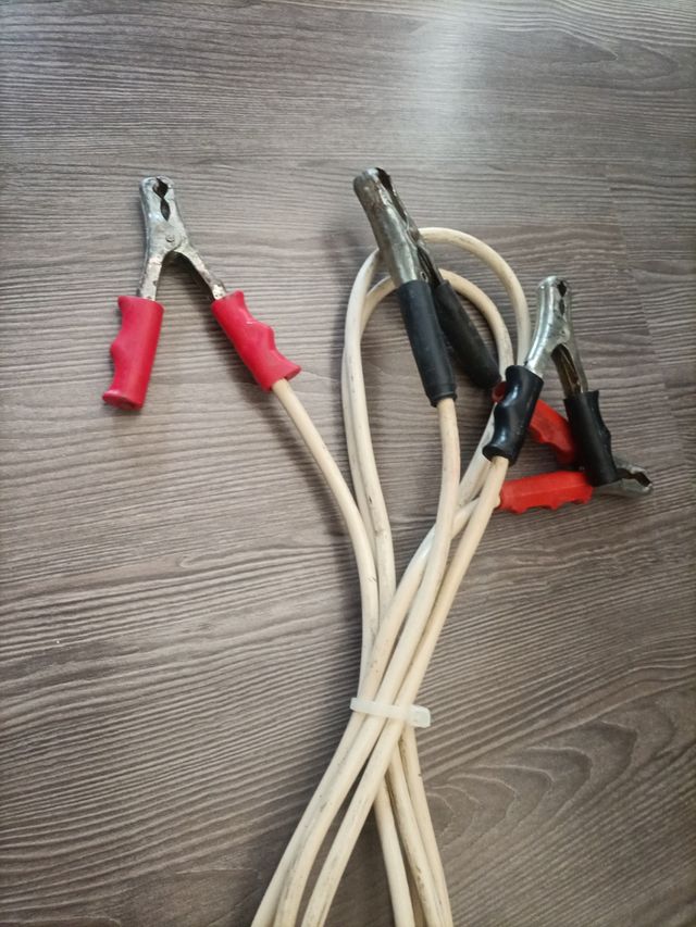 Pinzas arrancar bateria