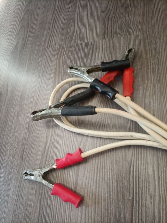 Pinzas arrancar bateria