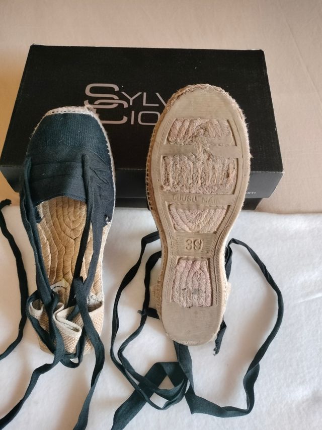 Alpargata negra fallero