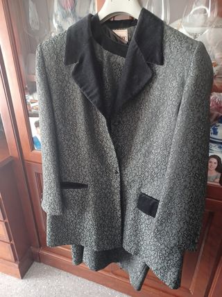 Vestido y chaqueta