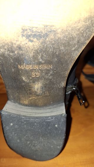 Botines cuero .Número 39
